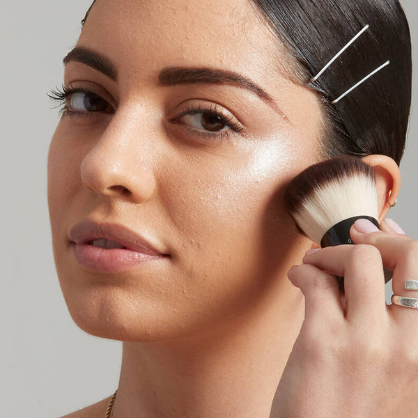 NYX CALIFORNIA BEAMIN' GLOW BOOSTER